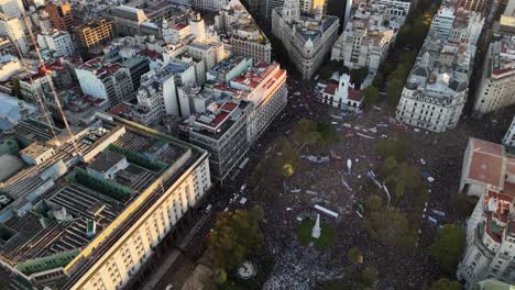 Extreme-Protest-campaign-of-students-against-president-Milei-at-Plaza-de-Mayo-in-Buenos-Aires-at-sunset