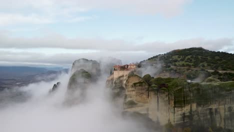 4K-Meteora-Monastery-of-Varlaam-High-Above-the-Clouds-on-a-Sandstone-Mountain