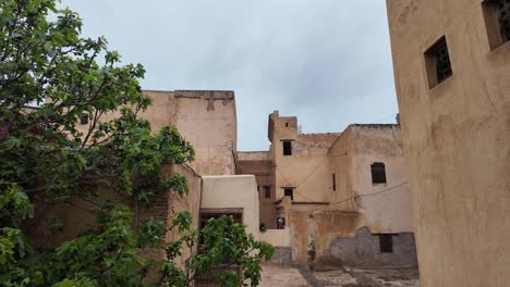 Edificios-De-La-Medina-Del-Casco-Antiguo-De-Fez,-Marruecos,-Norte-De-África,-Bienes-Raíces-árabes