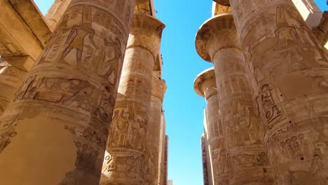 Templo-De-Karnak-En-Luxor,-Egipto