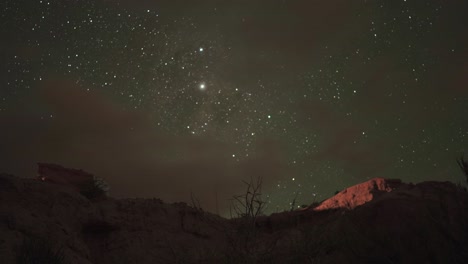 Timelapse-Del-Cielo-Nocturno-En-La-Reserva-Natural-De-Cafayate