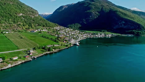 Village-Of-Aurlandsvangen-On-Shore-Of-Aurlandsfjord-In-Vestland-County,-Norway