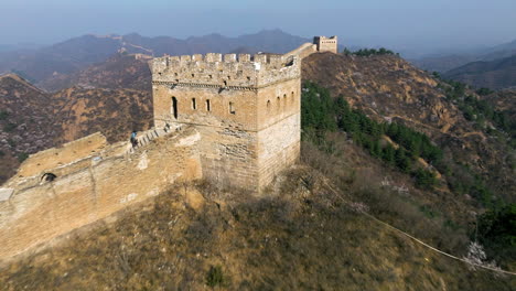 Fly-Back-Over-The-Jinshanling-Great-Wall-In-The-Mountainous-Area-of-Luanping-County,-Chengde,-Hebei-Province,-Beijing,-China