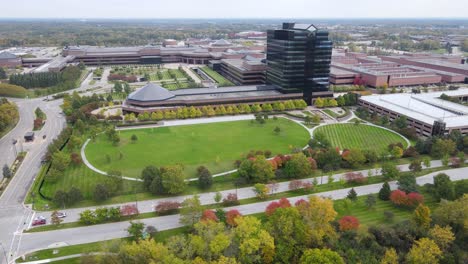 Luftaufnahme-Des-Hauptsitzes-Des-Chrysler-Technology-Center-In-Den-USA