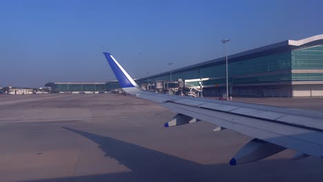 From-Delhi-to-Srinagar:-A-Skyward-Journey