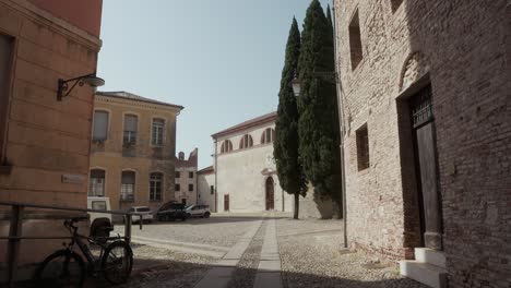 Castello-Degli-Ezzelini---Restauriertes-Schloss-In-Bassano-Del-Grappa,-Vicenza,-Italien