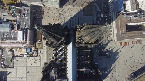 Cologne-Cathedral-Twin-Spire,-Top-Down-Drone-View