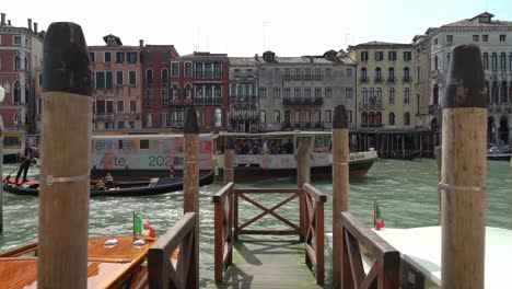 Gondola-Slowly-Sails-Through-Venice-Grand-Canal