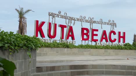 Playa-De-Kuta-En-La-Isla-De-Bali,-Indonesia