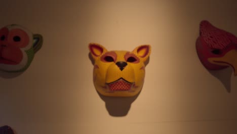Alebrije-mask-depicting-a-feline,-Oaxaca