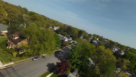 Green-Neighborhood-in-America-during-spring-Season