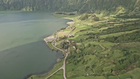 Sete-Cidades-on-Blue-Lake-or-Lagoa-Azul-shores,-Ponta-Delgada-municipality,-Sao-Miguel-island,-Portuguese-Azores-archipelago,-Portugal