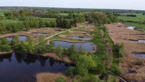 Vista-Panorámica-Del-Paisaje-Natural-En-Plateau-hageven,-Bélgica