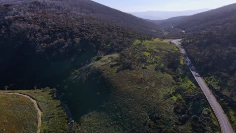 Kosciuszko-Alpine-Way-In-The-Snowy-Mountains-Of-New-South-Wales,-Australia