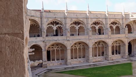 Hieronymus-Kloster-In-Lissabon,-Portugal