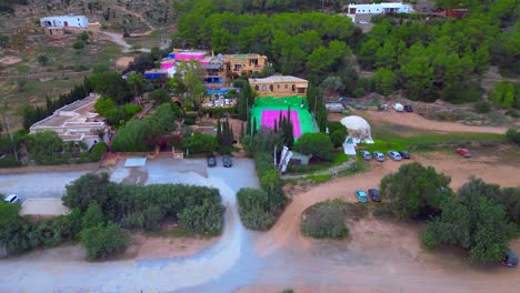 Ibiza-Pikes-colorful-tennis-court-rural-party-Ressort