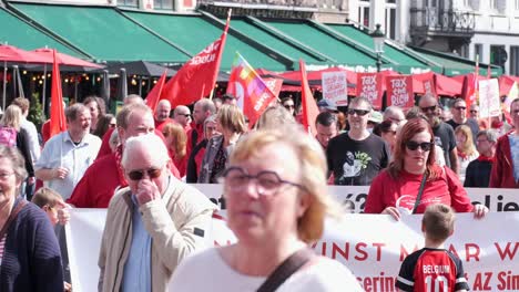 Bürger-Vereint-In-öffentlicher-Demonstration-Für-Wirtschaftliche-Gerechtigkeit