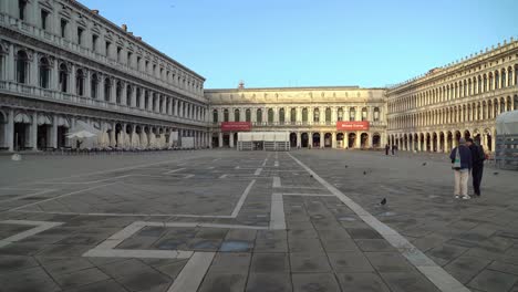 Early-Hours-of-the-Morning-with-Almost-Empty-Piazza-San-Marco-of-Venice
