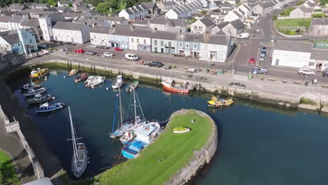 Carnlough-En-La-Carretera-De-La-Costa-De-Antrim-En-Irlanda-Del-Norte