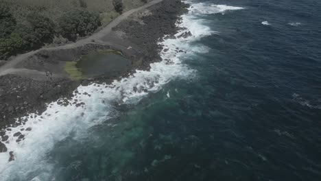 Waves-crashing-against-rugged-coastline-in-Santo-Antonio,-Azores-islands