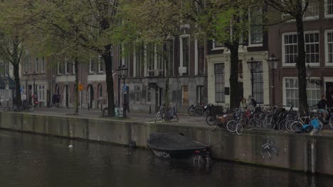 Canal-and-surrounding-streets-view