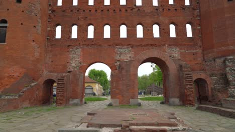 La-Puerta-Palatina-Es-Una-De-Las-Puertas-Romanas-Del-Siglo-I-A.C.-Mejor-Conservadas-Del-Mundo.