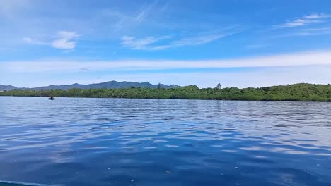 The-beauty-of-the-sea-on-Karampuang-Island,-Mamuju,-West-Sulawesi,-Indonesia_slow-motion