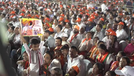 Crowd-of-people-listening-to-PM-Modi-Lok-Sabha-poll-campaign-held-at-race-course