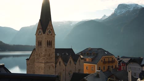 Hallstatt,-a-fairytale-town-in-the-Austrian-Alps