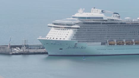 Colossal-Passenger-Ocean-Liner-Royal-Caribbean-Anthem-of-the-Seas-Cruiser-moored-at-Funchal,-Closeup-Static-Shot-HD