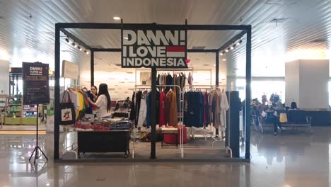 Damn-i-love-indonesia-outlet-store-at-Ahmad-Yani-International-Airport-of-Semarang