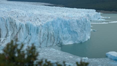 Footage-in-The-Perito-Moreno-Glacier,-the-most-iconic-glacier-in-the-world