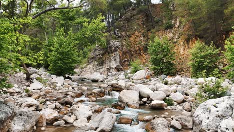 Kesme-Boğazı-Canyon-Located-in-the-Beydağları-National-Park