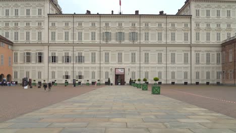 Palacio-Real-De-Turín-De-La-Plaza-Piazza-Castello