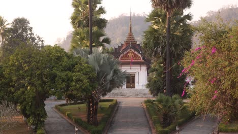 Historic-palace-and-museum-in-ancient-capital-in-Luang-Prabang,-Laos-traveling-Southeast-Asia