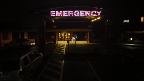 Emergency-Room-LED-sign-and-lit-entrance-at-night