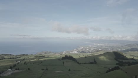 Panoramic-view-from-Pico-do-Carvao-viewpoint-with-sea-in-background,-Sao-Miguel-island,-Portuguese-Azores-archipelago,-Portugal