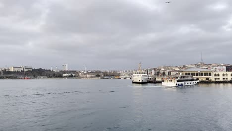 Istanbul-Bosphorus-Marmara-Sea-in-the-evening