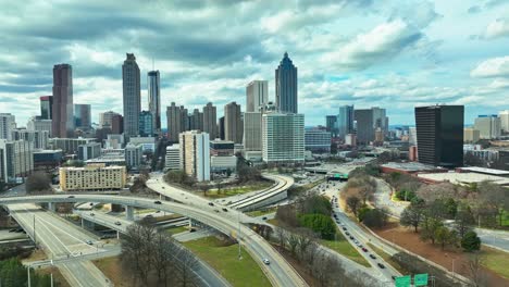 City-Landmarks-With-High-Rise-Buildings-And-Motorways-In-Atlanta,-Georgia,-United-States