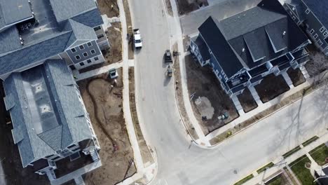 Aerial-Street-View-Of-A-Newly-Developing-Residential-Neighborhood-In-Cedarburg,-Wisconsin