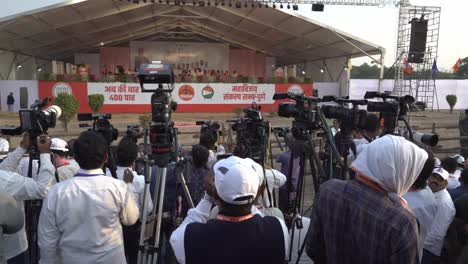 Video-journalists,-press,-and-media-during-the-Indian-Lok-Sabka-Election-Campaign-by-BJP-leader-and-Prime-Minister-Narendra-Modi