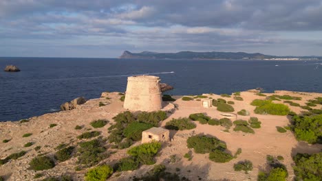 Mediterráneo-Costero-Atardecer-Antigua-Torre-Histórica