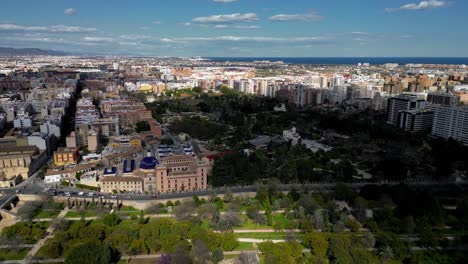 Perspectiva-De-La-Ciudad-De-Valencia-4k-Desde-Arriba