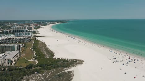Drone-footage-of-Siesta-Key-Beach-in-Sarasota-Florida