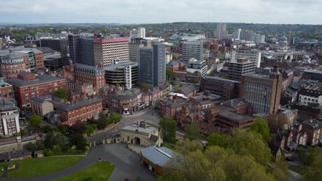 Skyscrapers-and-high-rise-office-towers-on-skyline-of-Nottingham-city