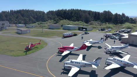 Cal-ore-Life-Flight-Es-Una-Empresa-De-Rescate-Y-Transporte-Médico-Con-Sede-En-El-Norte-De-California-Y-El-Sur-De-Oregon.