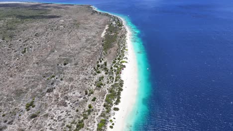 Klein-Bonaire-At-Kralendijk-In-Bonaire-Netherlands-Antilles