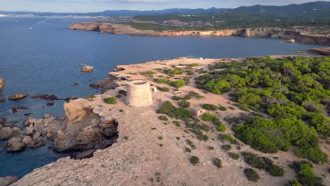 Mediterráneo-Costero-Atardecer-Antigua-Torre-Histórica