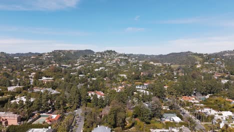 Drohnenaufnahme-Mit-Blick-Auf-Beverly-Hills,-Kalifornien