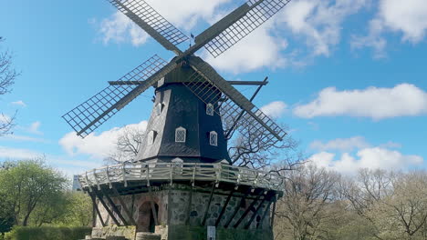 Mölleplatsen-Mill-Scenic-Landmark-in-Malmo,-Sweden---Tourist-Attraction-with-Historical-Charm